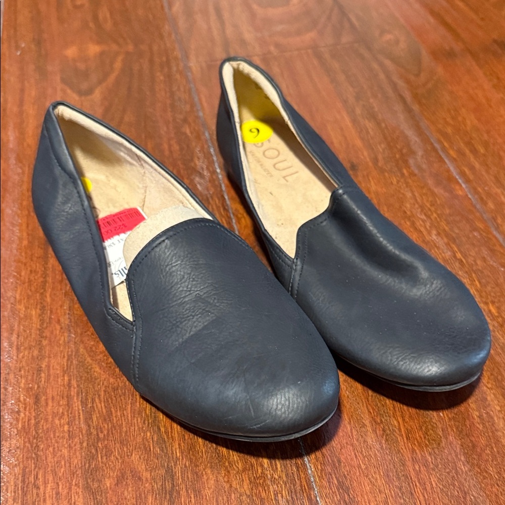 SOUL Naturalizer Black Leather Flats
